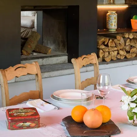 Maggiore Alture Di Stresa Casa Nel Bosco Confinante Con Il Golf Des Iles Borromees 别墅